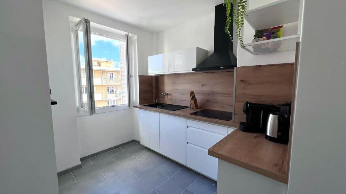 T2 Avec Balcon Au Coeur De Ajaccio - Ac & Wifi Apartment *